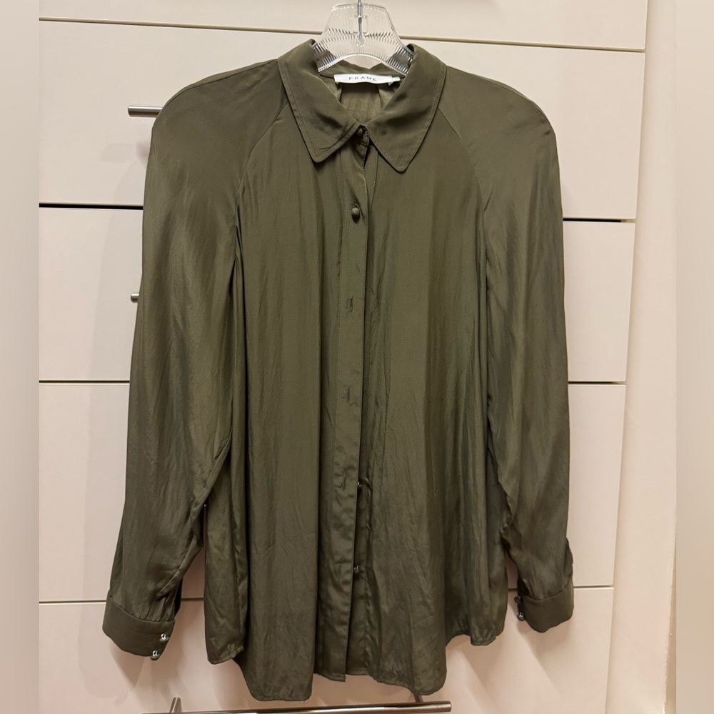 FRAME 100% silk blouse with bell sleeves with a slit, olive, size XS - Picture 15 of 17